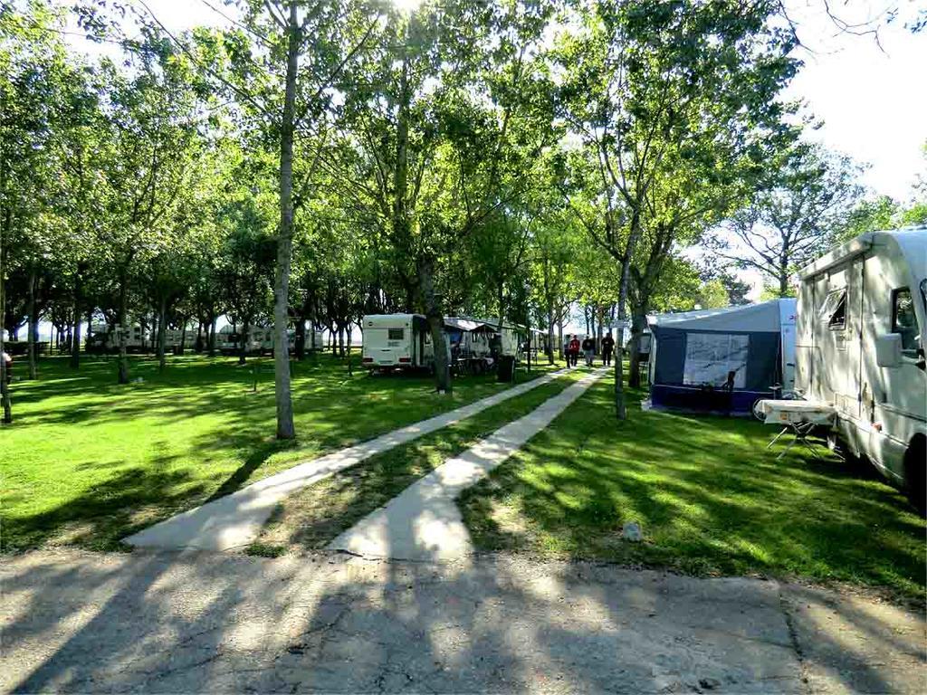 Camping Santa Tecla อากัวร์ดา ภายนอก รูปภาพ